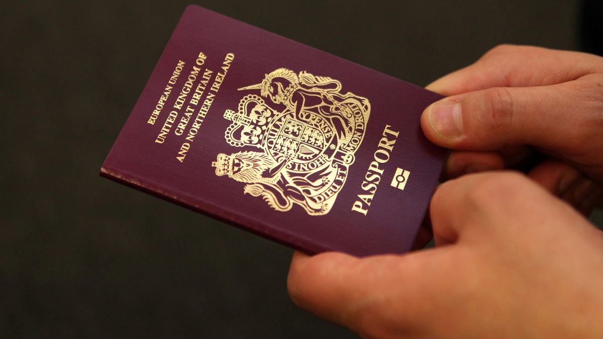 Guidelines For UK Passport Photos